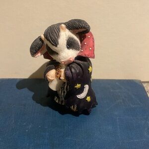 I vant to drink my milk